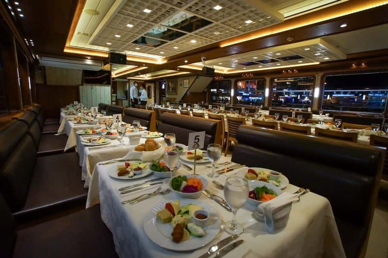 Istanbul: Bosphorus Dinner Cruise & Turkish Night Show - Key points to know before booking