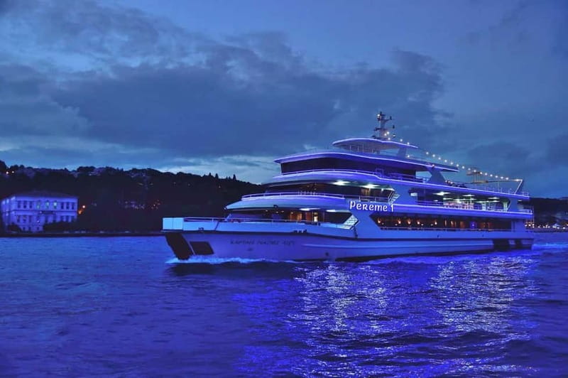Istanbul: Bosphorus Dinner Cruise with Turkish Night Show - What Dinner Is Like on the Pereme