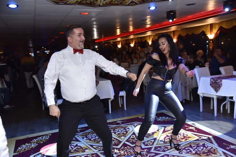 Istanbul: Bosphorus Dinner Cruise with Turkish Night Show - Folk Dance, Belly Dance, and the Late-Night Show