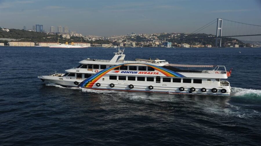 Istanbul: Bosphorus Sightseeing Cruise with Sunset Option - How the $6 price compares with the experience