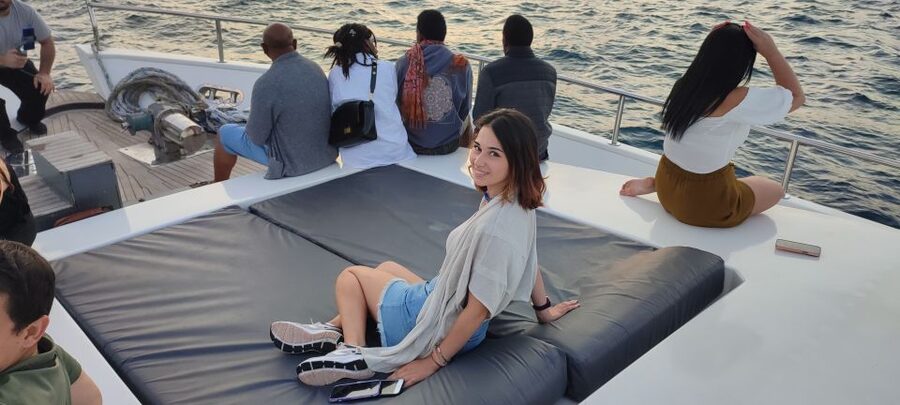 Istanbul: Bosphorus Sunset Cruise on Yacht with Live Guide - Arnavutköy, Bebek, and the European shore