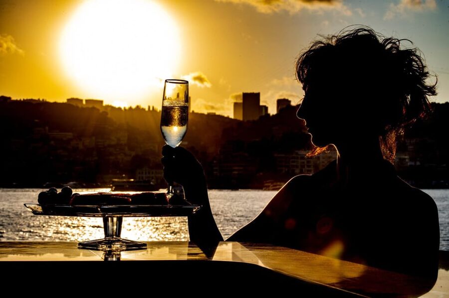 Istanbul: Bosphorus Sunset Cruise with Drinks & Snack - Snacks, soft drinks, and onboard service