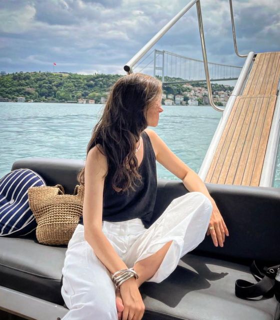 Istanbul: Sunset or Day Small-Group Yacht Cruise with Snacks - Bebek, Kuleli, and the Asian shore