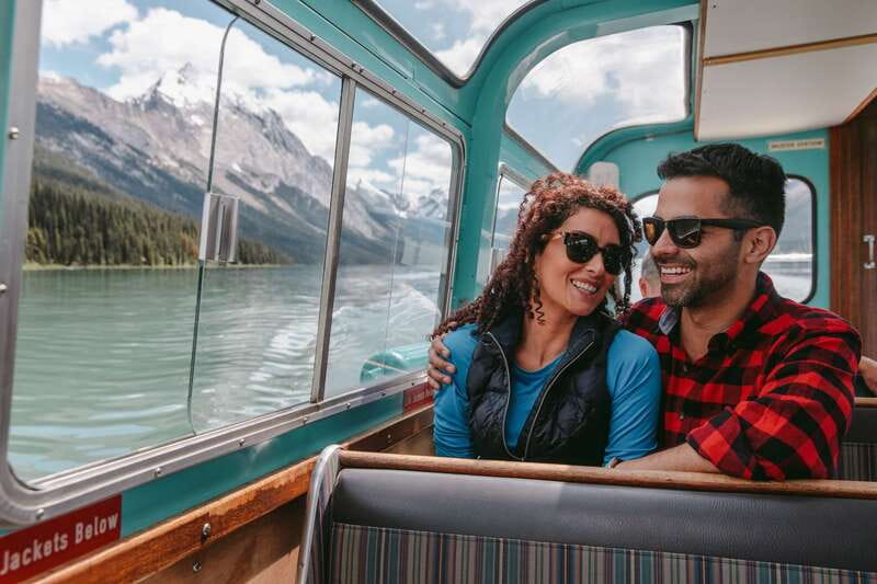 Jasper National Park: Maligne Lake Cruise With Guide - Weather, smoke, and what to pack