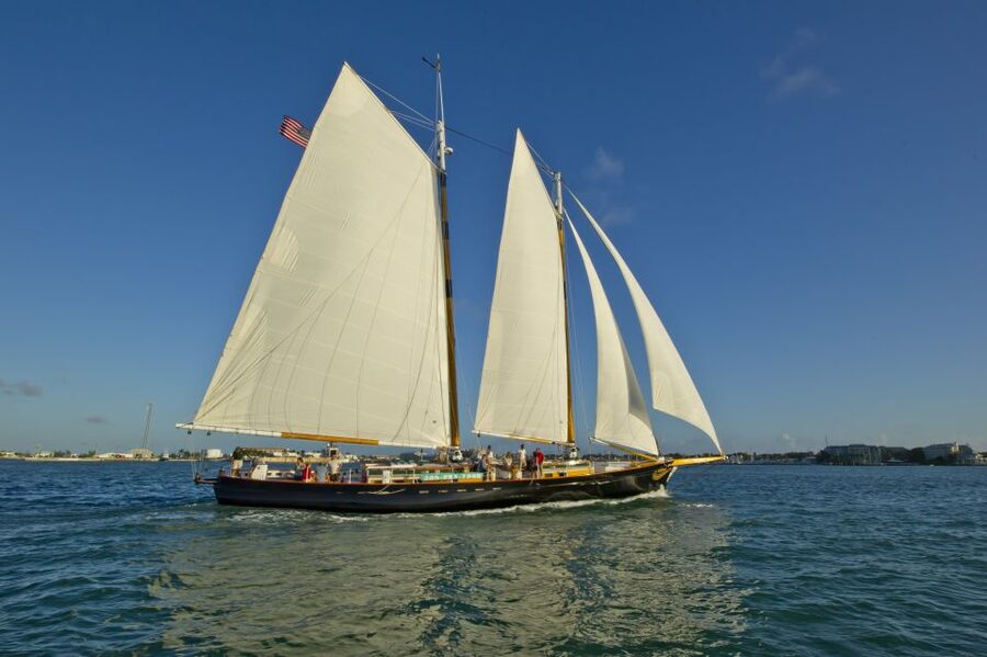 Key West: Schooner Sunset Sail with Food & Drinks - Check-in at William Street and boarding