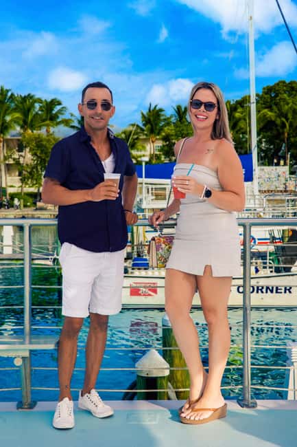 Key West Signature Sunset Cruise with Open Bar, Food & Music - Key points before you book