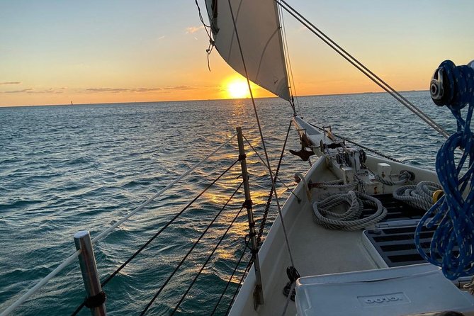 Key West Small-Group Sunset Sail with Wine and Hors d'oeuvres - Timing your dinner around the sail