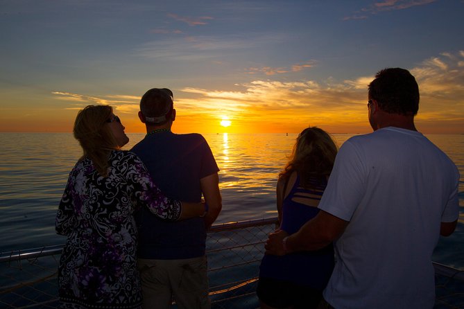 Key West Sunset Cruise: Dinner, Live Music & Drinks Included - The dinner seating problem you need to understand