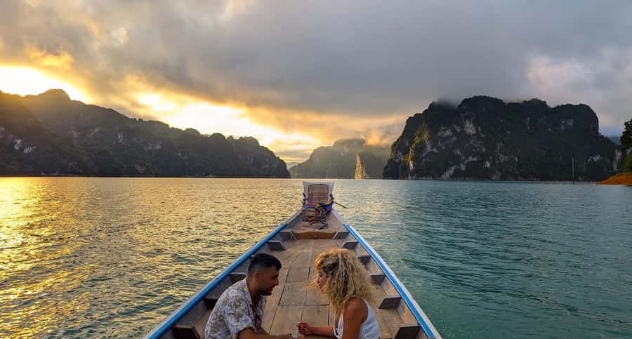 Khao Sok: Private Longtail Boat Tour at Cheow Lan Lake - Inside Diamond Cave, with bats and rock formations
