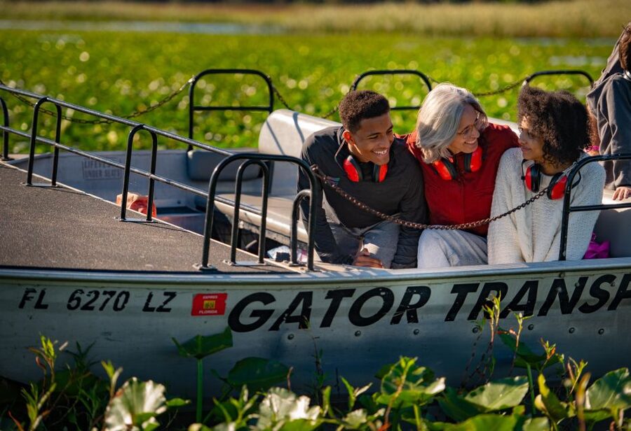Kissimmee: Boggy Creek Airboat Ride with Optional Meal - Lunch at Boggy Bottom Barbeque