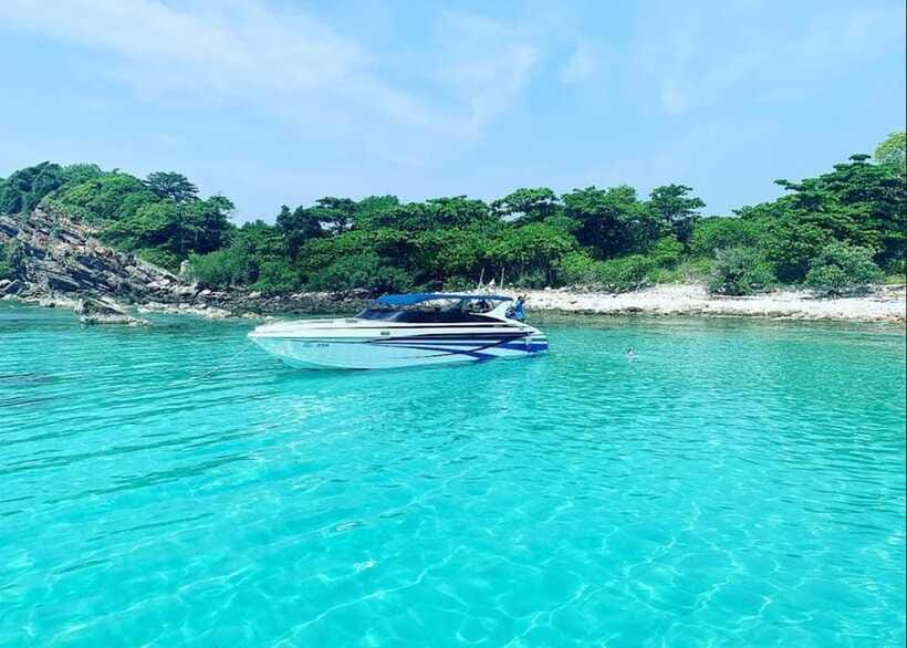 Ko Samui: Pig Island Snorkeling and Koh Tan Speedboat Tour - Koh Madsum, the island known as Pig Island