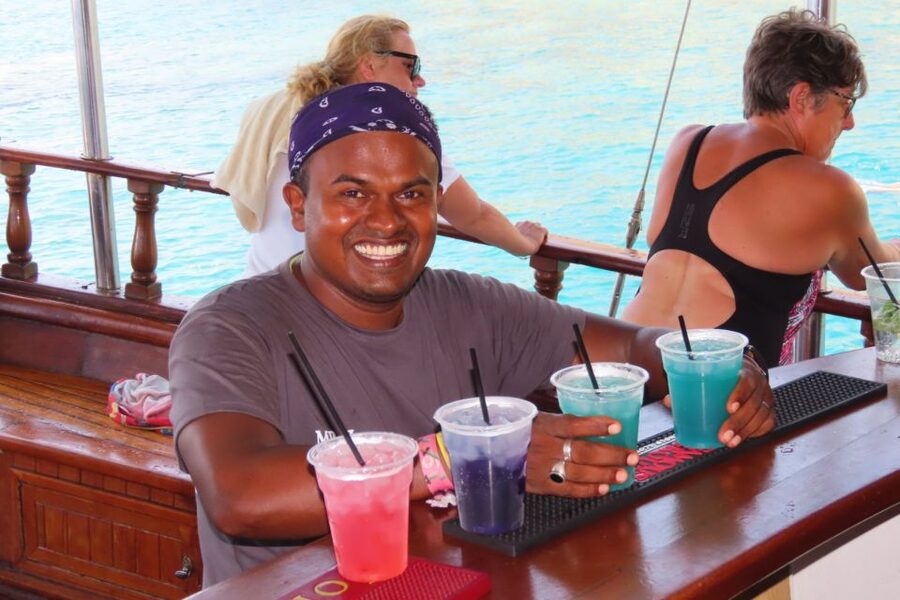 Kos : 3-Island Wooden Ship Cruise w/ Lunch on Captain Hook - Platy Island: The Best Place for a Swim