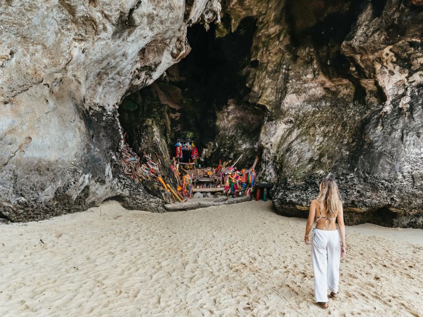 Krabi: 4 Islands Tour by Longtail Boat & Thai Buffet Lunch - Starting at Nopparat Thara Pier and Railay Beach