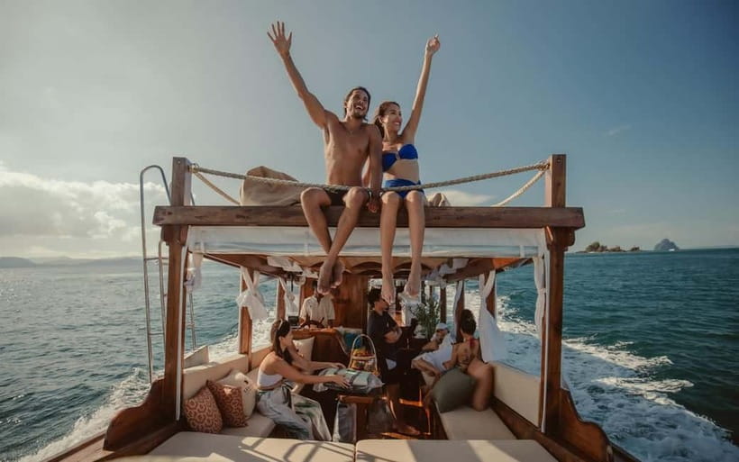 Krabi: 7 Island Tour by Luxury Longtail Boat with Snorkeling - The snorkeling stop at Koh Tang Ming