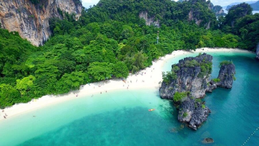 Krabi: Hong Islands Day Tour by Longtail Boat - Time on Hong Island and its beach