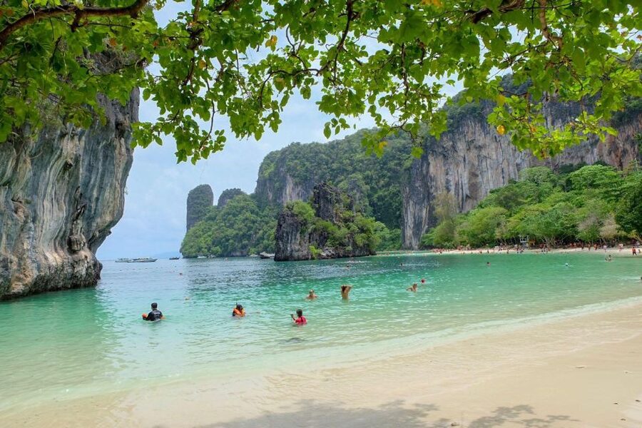 Krabi: Hong Islands Day Tour by Longtail Boat - The viewpoint and its nearly 500 steps