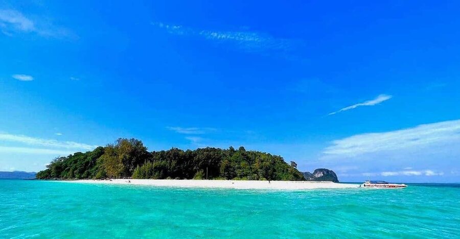 Krabi: Phi Phi Islands & Maya Bay Speedboat Tour with Lunch - Key points before you book
