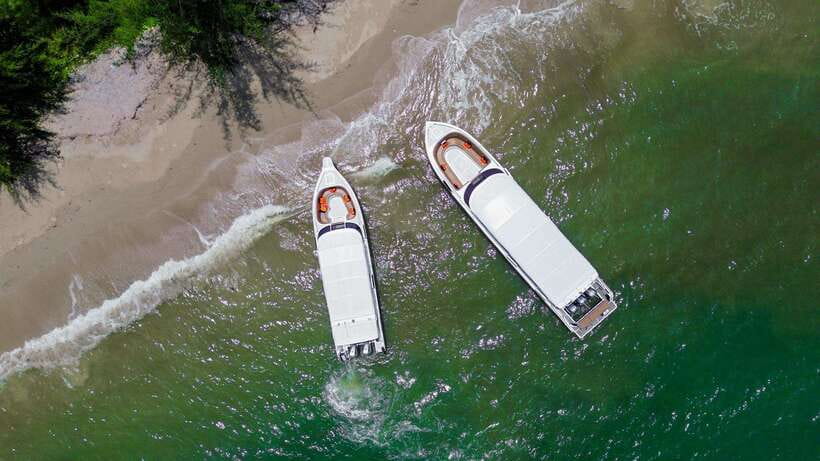 Krabi: Phi Phi Islands Speedboat Tour with Buffet Lunch - Lunch on Phi Phi Don