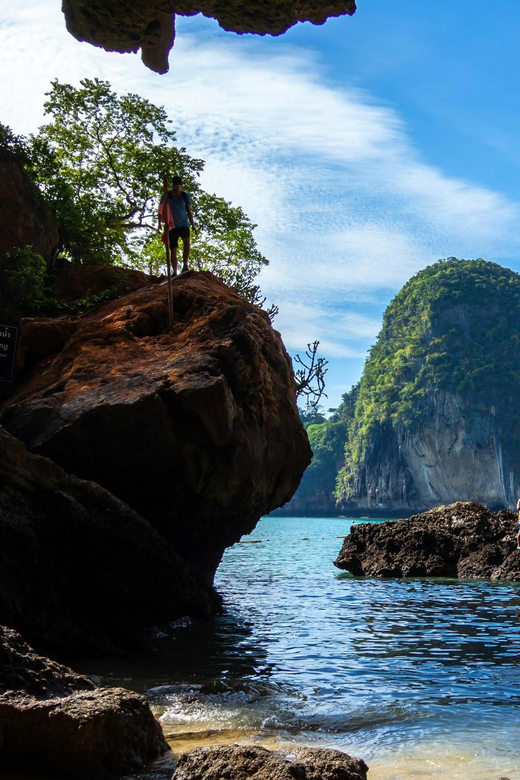Krabi: Premium 4-Island Day Trip by Longtail Boat with Lunch - Why this six-hour trip works well in Krabi