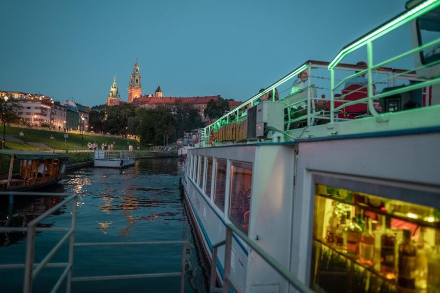 Krakow: Evening Cruise with a Glass of Wine - The audio guide and what you can hear