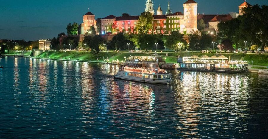 Krakow: Evening Cruise with a Glass of Wine - What the one-hour route actually shows you
