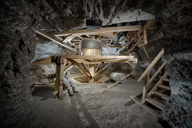 Krakow: UNESCO Bochnia Salt Mine Tour & Boat Expedition - What the $33 price really covers