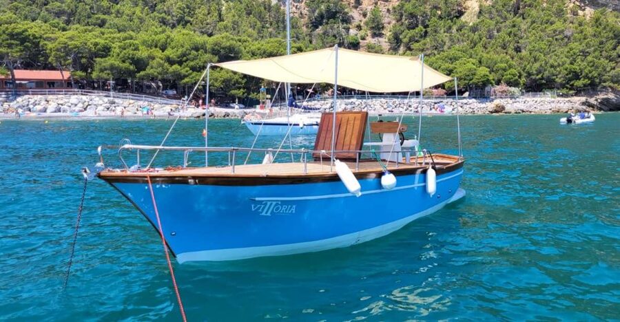 La Spezia: Cinque Terre and Portovenere Full-Day Boat Tour - Why seeing Cinque Terre from a boat makes sense