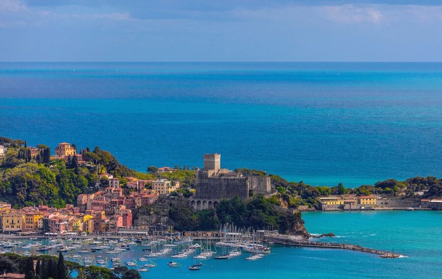 La Spezia: Cinque Terre and Portovenere Full-Day Boat Tour - Monterosso gives you time to walk ashore