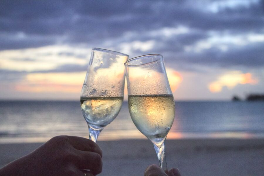 Lagos: Piedade Caves & Coastline - Catamaran - What the $34 price really covers