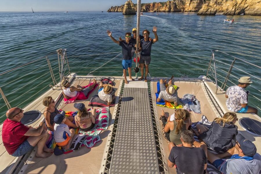 Lagos: Piedade Caves & Coastline - Catamaran - Who will enjoy this cruise most