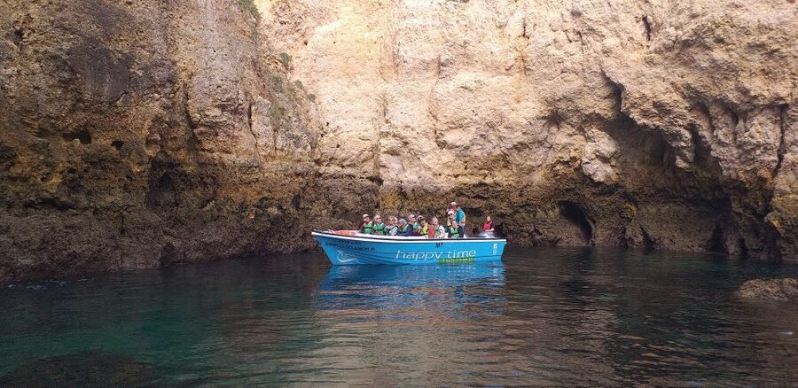Lagos: Ponta da Piedade Rock Formations Guided Boat Tour - Entering the caves and narrow inlets