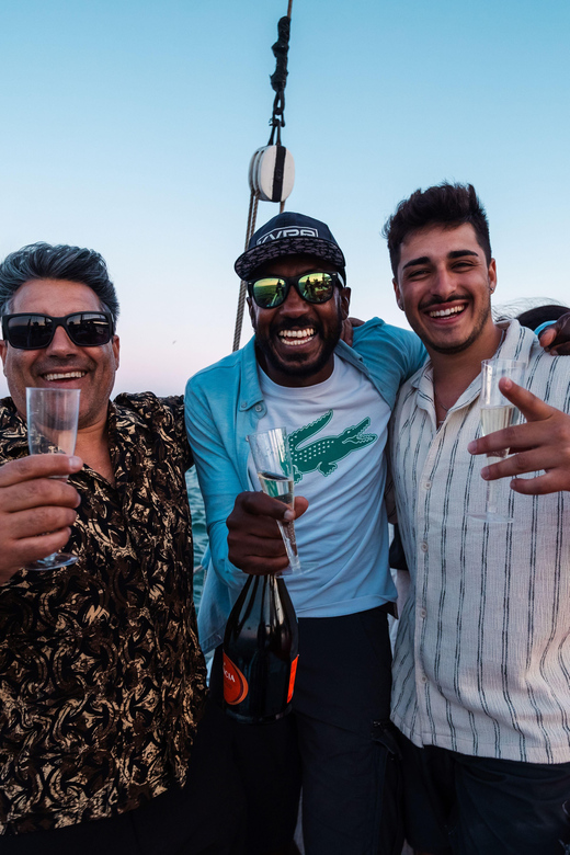 Lagos: Sunset Sail aboard a Traditional Boat with Prosecco - Key points to know before you board