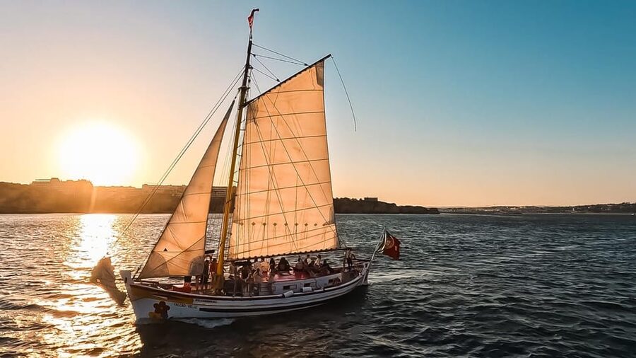 Lagos: Sunset Sail aboard a Traditional Boat with Prosecco - Should you book the Lagos sunset sail?