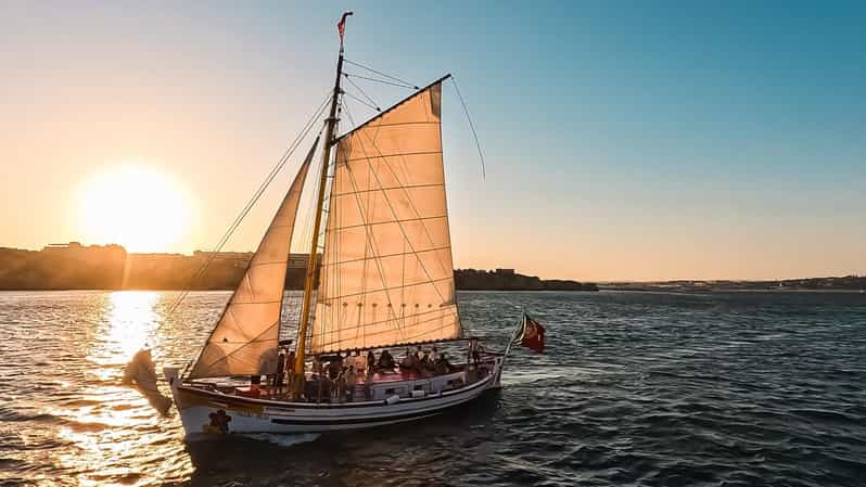 Lagos: Sunset Sail aboard a Traditional Boat with Prosecco - Setting out from Lagos Marina