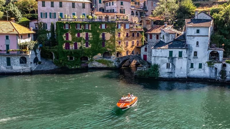 Lake Como: Classic Boat Private Tour - Key things to know before booking