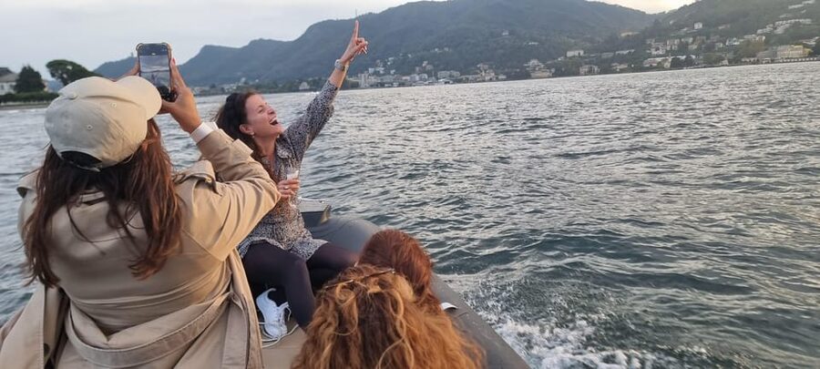 Lake Como: Shared Boat Tour with Prosecco Aperitif - Tempio Voltiano and the central lake views
