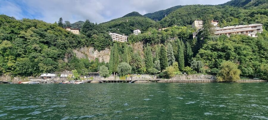 Lake Como: Shared Boat Tour with Prosecco Aperitif - The Prosecco stop near the Mandarin Oriental