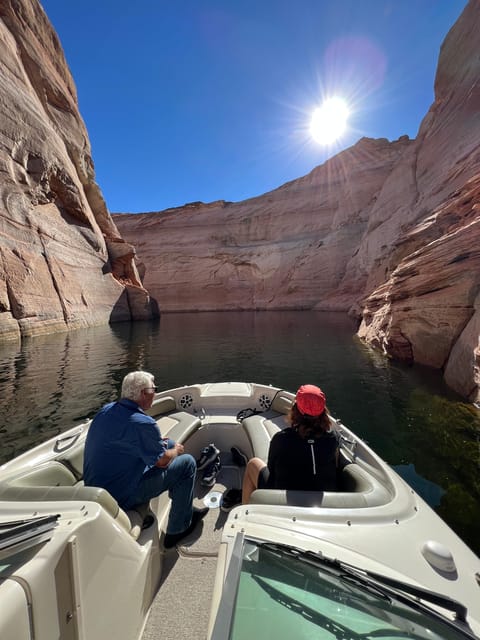 Lake Powell: Antelope Canyon 2-Hour Photo Boat Tour - The first 15 minutes: open water and Wahweap Bay