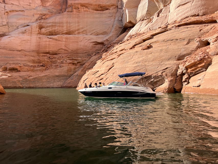 Lake Powell: Antelope Canyon 2-Hour Photo Boat Tour - Glen Canyon Dam: a five-minute photo stop