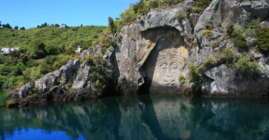 Lake Taupo: Maori Rock Carvings 10.30 AM 1.5-Hour Cruise - Booking, cancellation, and access details