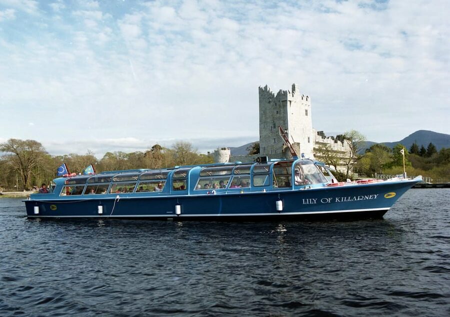 Lakes of Killarney: Boat Cruise - Crossing Lough Léin’s open water