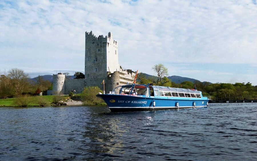 Lakes of Killarney: Boat Cruise - Carrauntoohil and the MacGillycuddy Reeks
