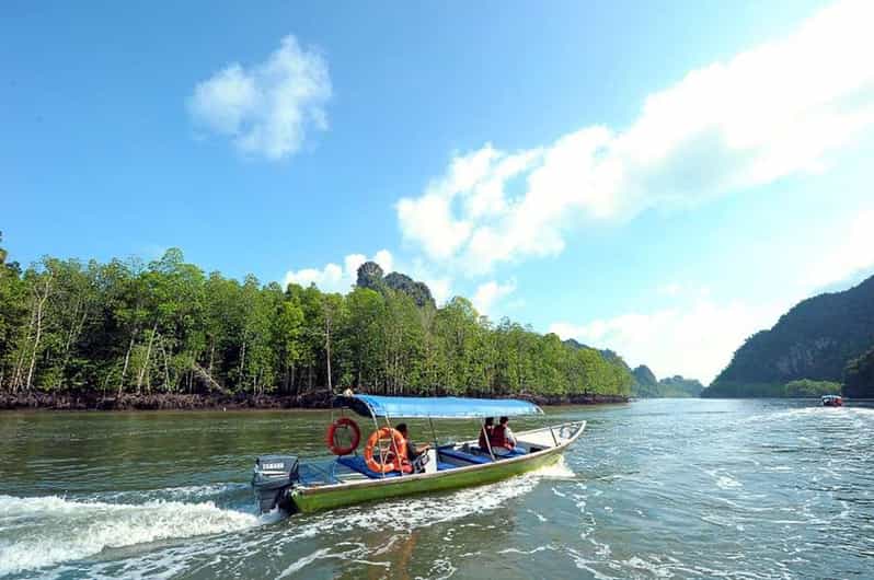 Langkawi: Island Hopping Shared Boat Tour - Dayang Bunting and its steep route to the lake