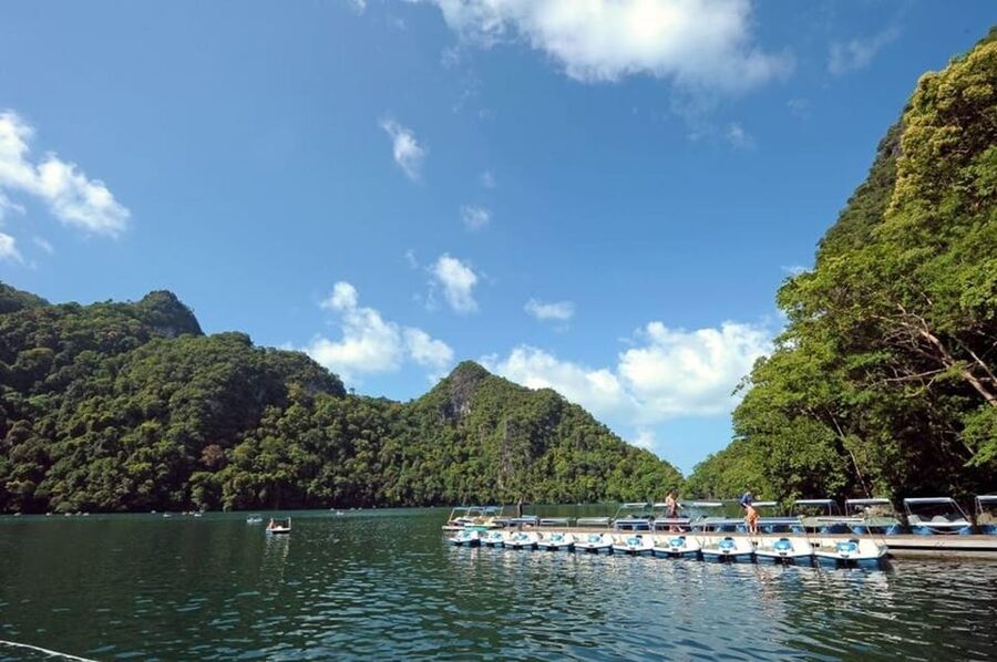 Langkawi: Island Hopping Shared Boat Tour - Meeting at Teluk Baru without a last-minute scramble