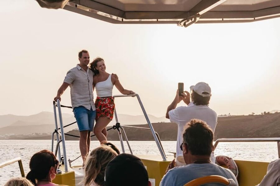 Lanzarote: 2.5-Hour Sunset and Dolphins Cruise - A fast start from Puerto del Carmen