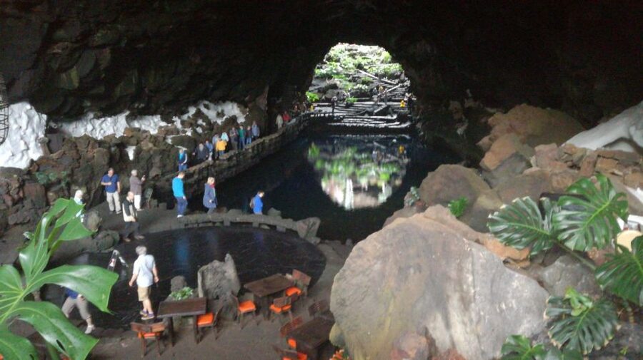 Lanzarote: Jameos del Agua & North Island for Cruise Guests - The scenic return through Arrieta, Guatiza, and Teguise