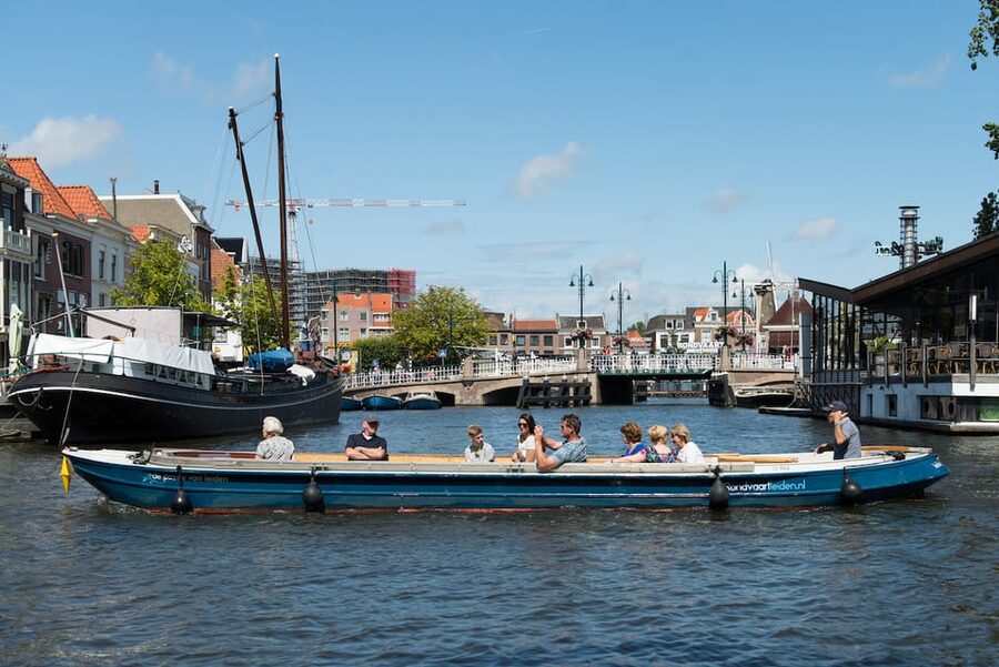 Leiden: Guided City Canal Cruise - City Hall from the water