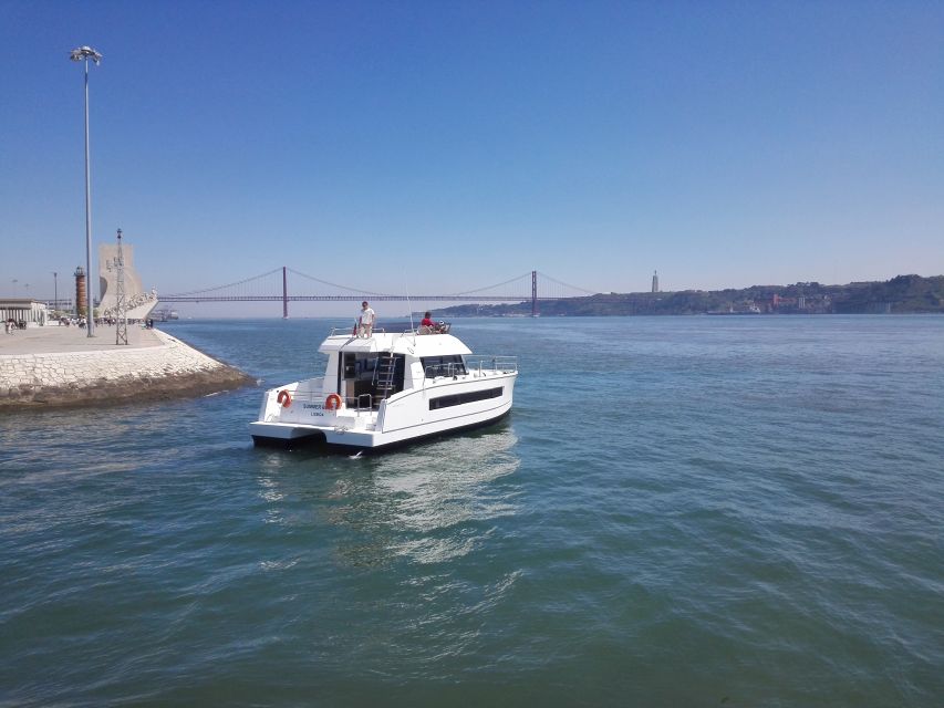 Lisbon: 1 or 2-Hour Cruise along the Tagus River - Sailing past Lisbon’s great riverfront landmarks