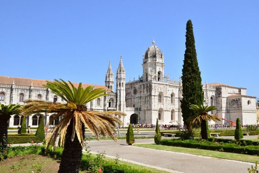 Lisbon: Boat Tour Ticket and Hop-on Hop-off 48-Hour Bus. - How to plan 48 hours without wasting the pass