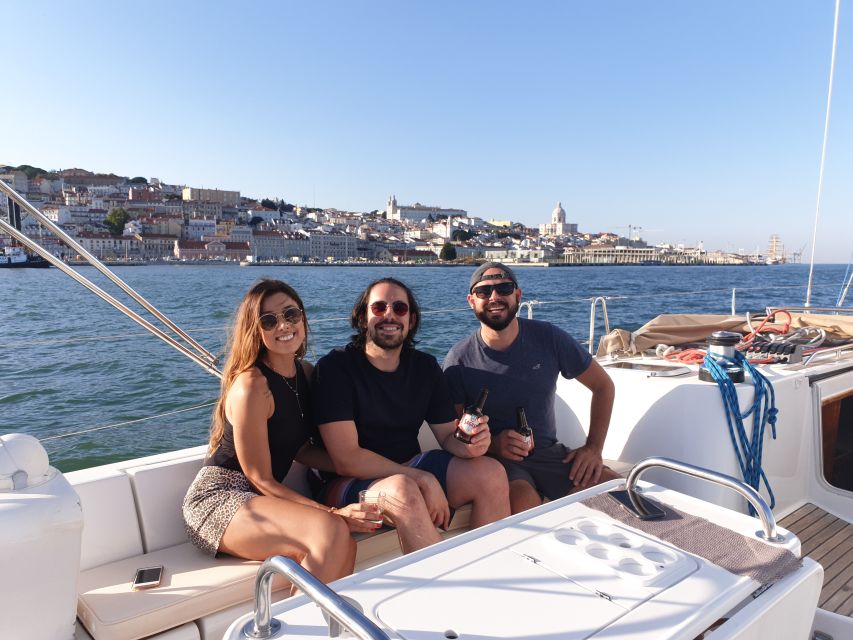 Lisbon: Champagne Sailing Tours - Commerce Square and Alfama from the water